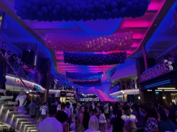 Icon of the Seas Royal Promenade picture Uploaded in 2025 Photo courtesy of Fred. Icon of the Seas Royal Promenade picture