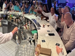 Norwegian Getaway Bar At The Atrium picture