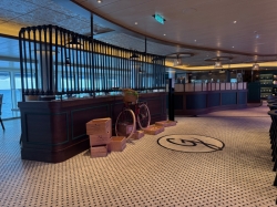 Icon of the Seas Giovannis Wine Bar picture
