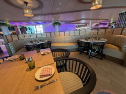 Icon of the Seas Giovannis Wine Bar picture