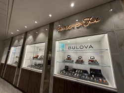 Icon of the Seas Royal Promenade picture Uploaded in 2025 Photo courtesy of Aaron Wadzinski. Icon of the Seas Royal Promenade picture