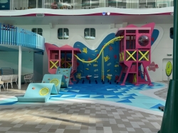 Icon of the Seas Surfside picture