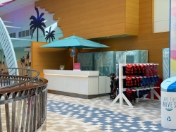 Icon of the Seas Surfside picture