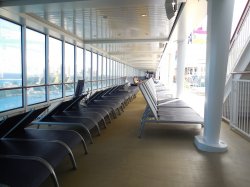 Norwegian Breakaway Main Pool picture