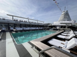 Seven Seas Grandeur Pool picture