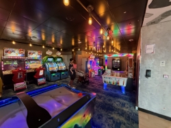 Wonder of the Seas Arcade picture