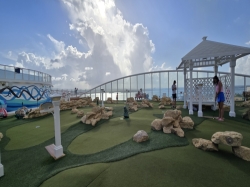 Allure of the Seas Allure Dunes picture