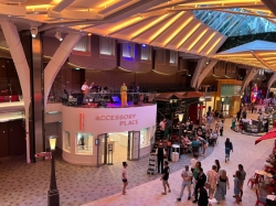 Wonder of the Seas Royal Promenade and Shops picture