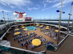 Carnival Dream Waves Pool picture