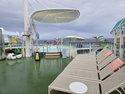 Icon of the Seas Cloud 17 Pool picture