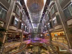 Adventure of the Seas Royal Promenade picture