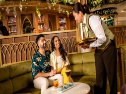 Disney Adventure Tianas Bayou Lounge picture