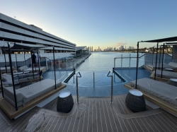 Atoll Pool & Bar picture