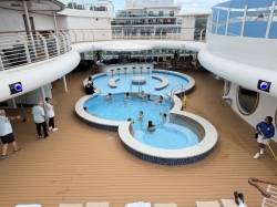 Disney Dream Quiet Cove Pool picture Uploaded in 2026 Photo courtesy of Scott Weinfeld. Disney Dream Quiet Cove Pool picture
