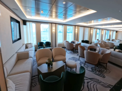 Star Seeker Lounge picture