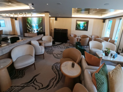 Star Seeker Lounge picture