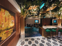 Disney Adventure Tianas Bayou Lounge picture