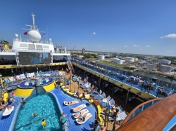 Deck 10 picture