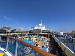 Deck 10 picture