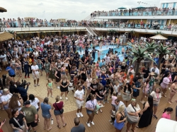 Carnival Jubilee Beach Pool picture