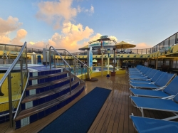 Landshark Pool and Bar picture
