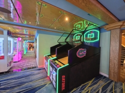 MAS Islander Far Out Arcade picture