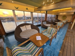 Landshark Pool and Bar picture