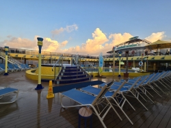 Landshark Pool and Bar picture