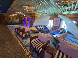 MAS Islander Flip Flop Atrium Bar picture Uploaded in 2026 Photo courtesy of Stephanie Harlan. MAS Islander Flip Flop Atrium Bar picture