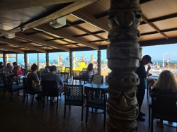 Tiki Pool and Bar picture