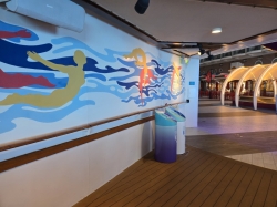 Allure of the Seas Boardwalk picture