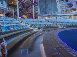 Allure of the Seas Aquatheater picture