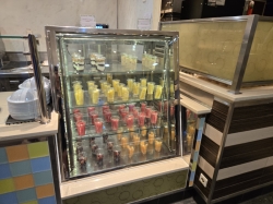 Allure of the Seas Park Cafe picture