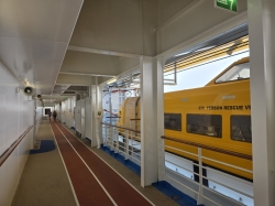 Allure of the Seas Jogging Track picture