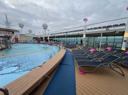 Liberty of the Seas Main Pool picture