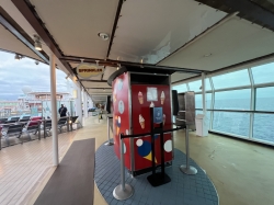 Liberty of the Seas Main Pool picture