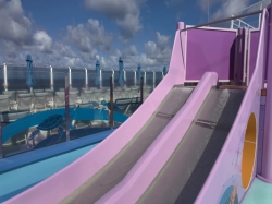 Norwegian Luna Kids Aqua Park picture Uploaded in 2026 Photo courtesy of AR. Norwegian Luna Kids Aqua Park picture