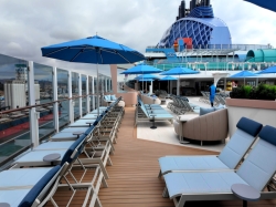 Norwegian Luna Main Pool picture