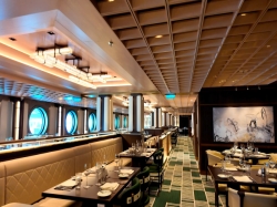 Norwegian Luna Commodore Room picture