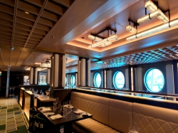 Norwegian Luna Commodore Room picture