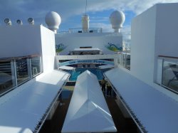 Norwegian Breakaway Marketplace picture