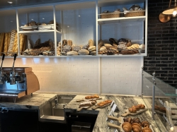 Celebrity Apex Le Grand Bistro picture
