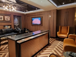 Norwegian Luna Humidor Cigar Lounge picture