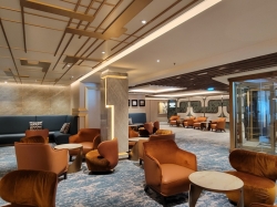 Norwegian Luna Whiskey Bar picture