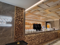 Norwegian Luna Whiskey Bar picture