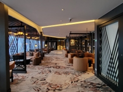 Norwegian Luna Observation Lounge picture