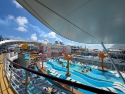 Wonder of the Seas Deck 16 picture