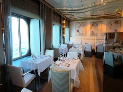 Ovation of the Seas Chic picture