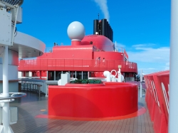 Scarlet Lady Sun Club picture