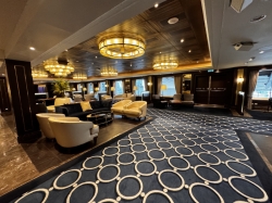 Sky Princess Crown Grill Bar picture Uploaded in 2026 Photo courtesy of Donald Palmesano. Sky Princess Crown Grill Bar picture